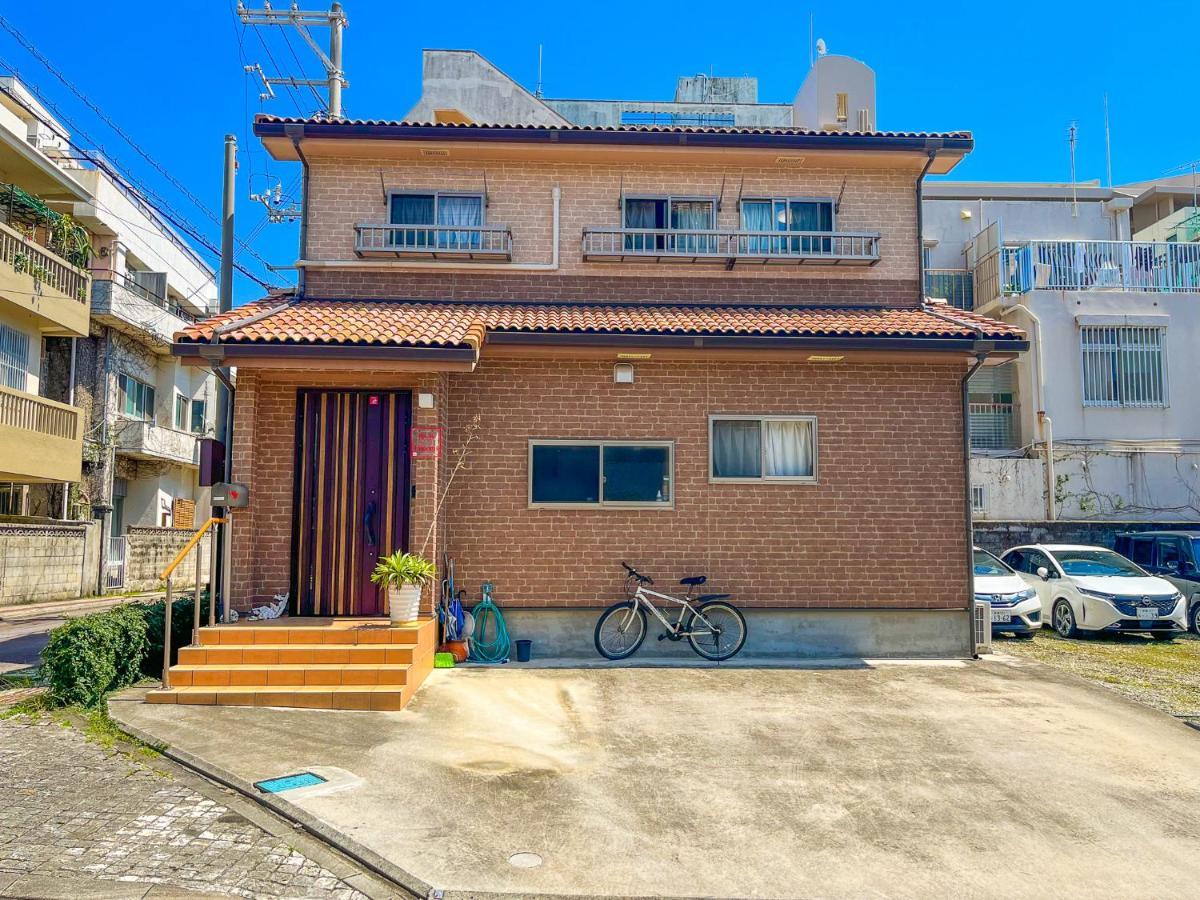 B&B 4 ルームズ 那覇市 エクステリア 写真