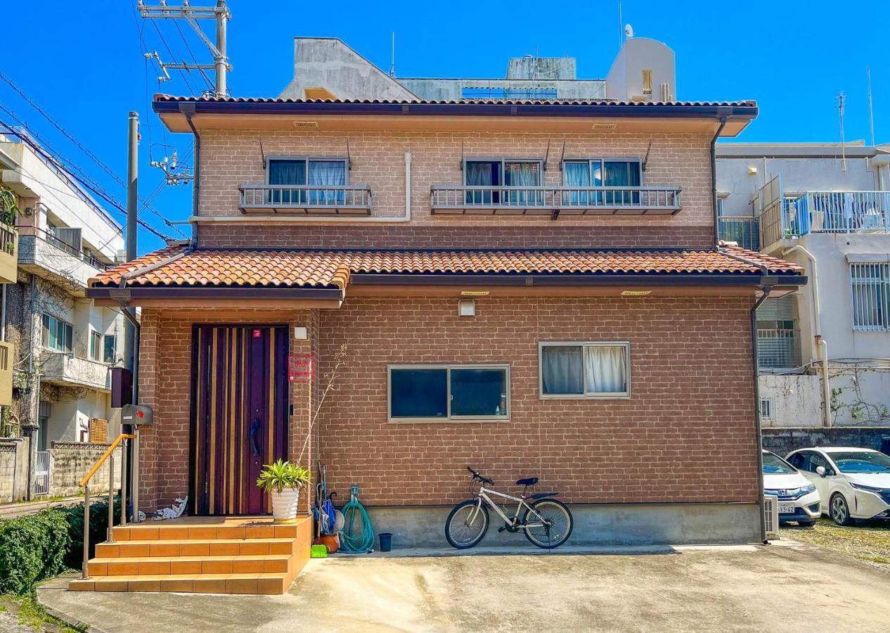 B&B 4 ルームズ 那覇市 エクステリア 写真