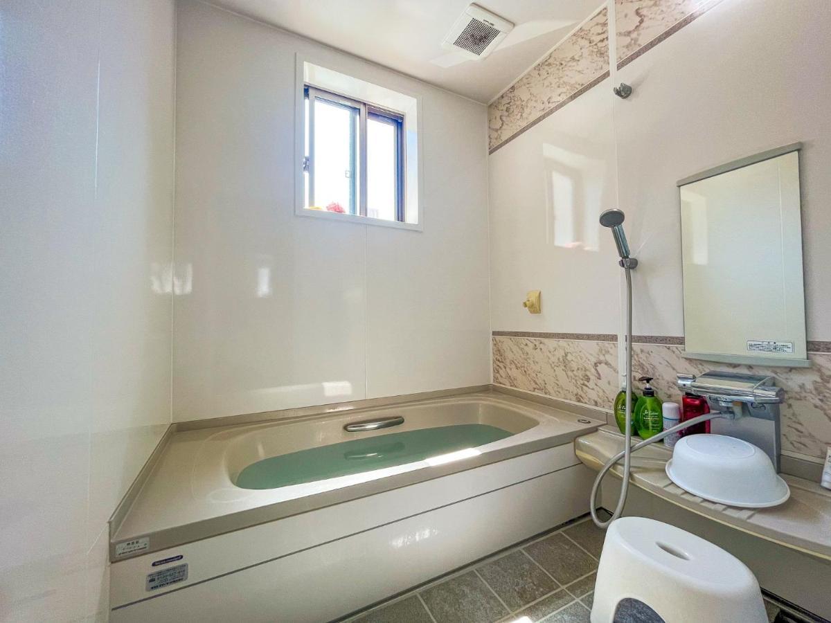 B&B 4 ルームズ 那覇市 エクステリア 写真