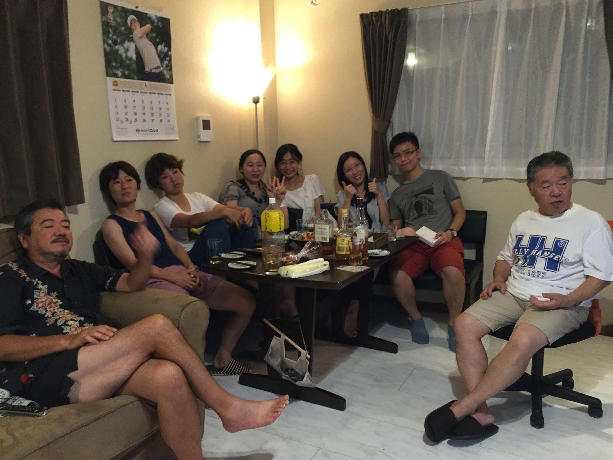 B&B 4 ルームズ 那覇市 エクステリア 写真